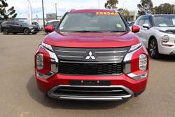 2025 Mitsubishi Outlander LS