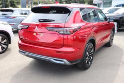 2025 Mitsubishi Outlander LS