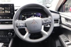 2025 Mitsubishi Outlander LS