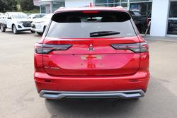 2025 Mitsubishi Outlander LS