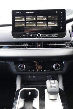 2025 Mitsubishi Outlander LS