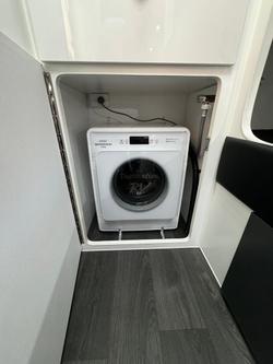 2025 Lakestar Caravans Grandiose 21Ft Double Bunk