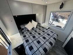 2025 Lakestar Caravans Achilles 22.6 Ft