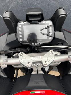 2022 DUCATI MULTISTRADA V2 RED