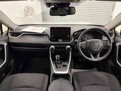 2020 Toyota RAV4 GXL AXAH52R Glacier White