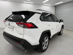 2020 Toyota RAV4 GXL AXAH52R Glacier White