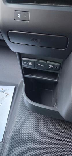 2024 Hyundai STARIA LOAD US4.V2 MY24 Creamy White