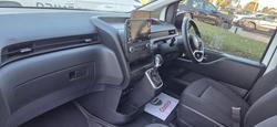 2024 Hyundai STARIA LOAD US4.V2 MY24 Creamy White