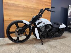 2009 Harley-davidson VRSCF MUSCLE White