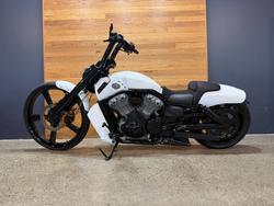 2009 Harley-davidson VRSCF MUSCLE White
