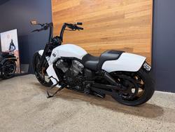 2009 Harley-davidson VRSCF MUSCLE White