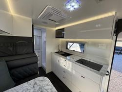 2025 LPT Caravans 17Ft Off Road Hybrid