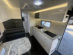 2025 LPT Caravans 17Ft Off Road Hybrid