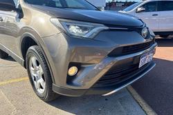 2018 Toyota
RAV4 GX