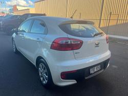 2016 Kia
Rio S