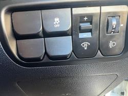 2016 Kia
Rio S
