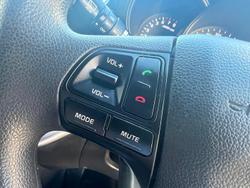 2016 Kia
Rio S
