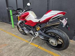2016 MV Agusta BRUTALE 1090 RR RED