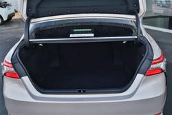 2018 Toyota
Camry Hybrid Camry 2.5L Hybrid CVT SL