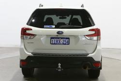 2020 Subaru
Forester 2.5i