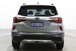 2020 Kia
                Seltos Sport+