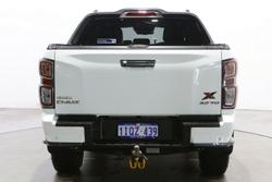 2022 Isuzu
                D-MAX X-TERRAIN