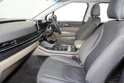 2024 Kia
Carnival S