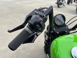 2010 HARLEY-DAVIDSON XL883 IRON 883 Black