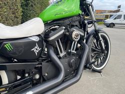 2010 HARLEY-DAVIDSON XL883 IRON 883 Black