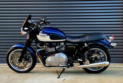 2009 Triumph Bonneville SE Bonneville Blue