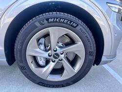 2025 Genesis GV70 2.5T ADVANCED