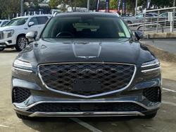2025 Genesis GV70 2.5T SIGNATURE