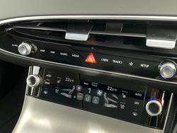 2025 Genesis GV70 2.5T SIGNATURE