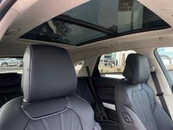 2025 Genesis GV70 2.5T SIGNATURE