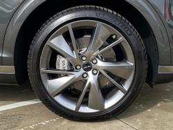 2025 Genesis GV70 2.5T SIGNATURE