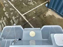 2023 Stessl 490 Trophy Side Console