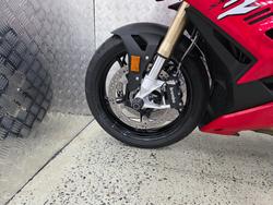 2022 BMW Motorrad S 1000 R RED