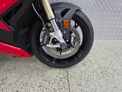 2022 BMW Motorrad S 1000 R RED