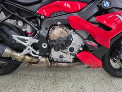 2022 BMW Motorrad S 1000 R RED
