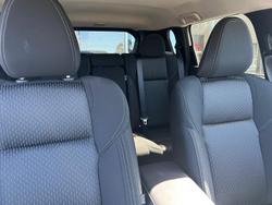 2025 Mitsubishi Outlander LS