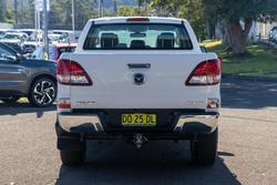 2016 Mazda
BT-50 XTR