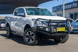 2016 Mazda
BT-50 XTR
