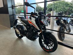 2022 Ktm 390 DUKE WHITE