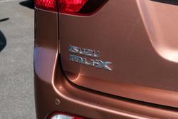 2015 Isuzu
MU-X LS-M