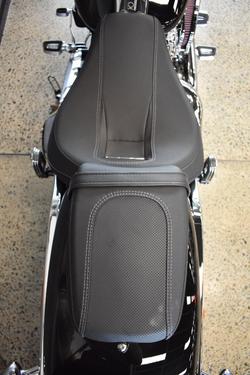 2025 Harley-davidson FXBR BREAKOUT (117) VIVID BLACK