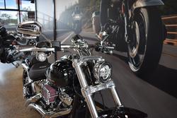 2025 Harley-davidson FXBR BREAKOUT (117) VIVID BLACK