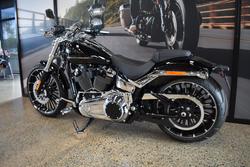 2025 Harley-davidson FXBR BREAKOUT (117) VIVID BLACK