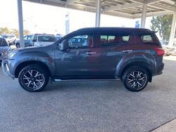 2020 Isuzu
                MU-X LS-T