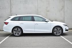 2025 SKODA Octavia 110TSI Select NX MY25 Moon White