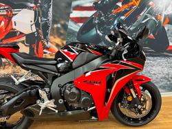 2010 Honda CBR1000RR (FIREBLADE) RED